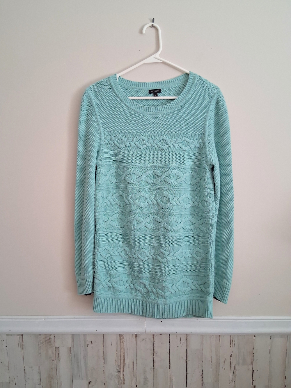 Talbots Cable Knit Crewneck Sweater Button Sleeve Seafoam Size Medium Preppy